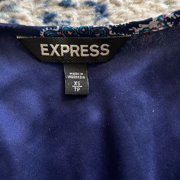 Express Chiffon Long Sleeve Romper - Picture 3 of 3